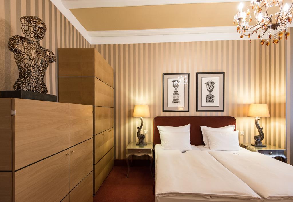 Romantik Hotel Das Smolka Hamburg-Harburg Exteriör bild