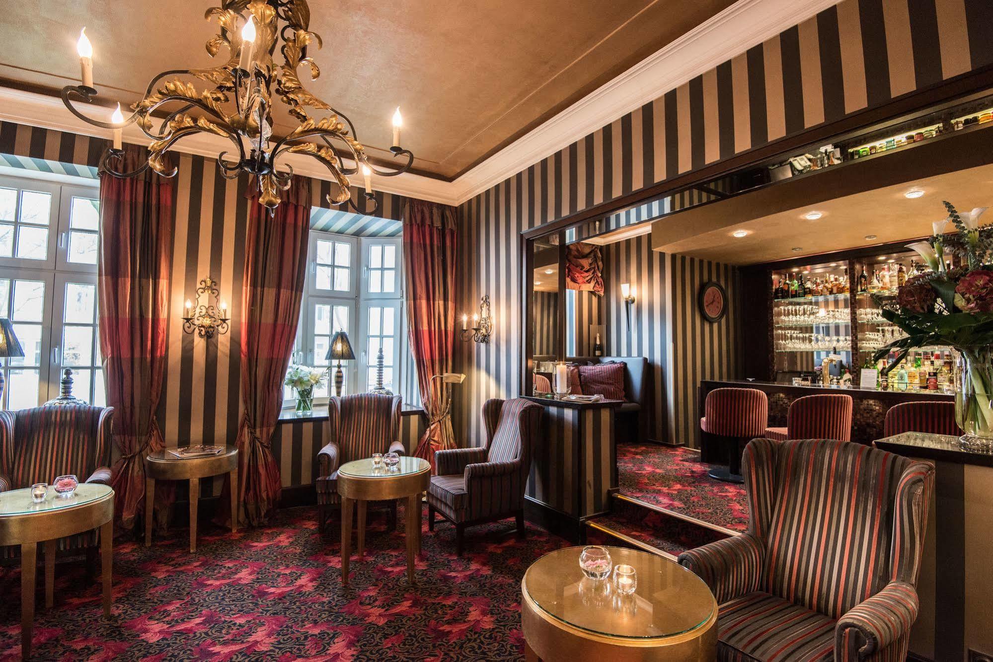 Romantik Hotel Das Smolka Hamburg-Harburg Exteriör bild